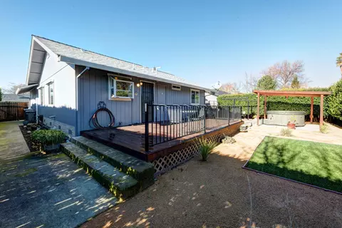 2585 Holly St, Anderson, CA 96007 photo 5