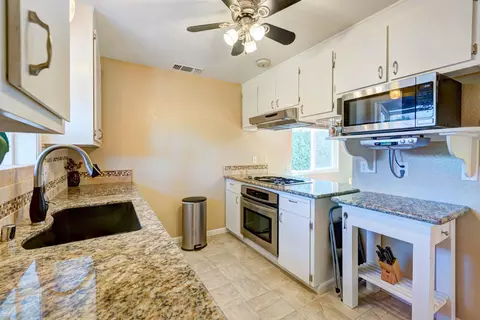 2585 Holly St, Anderson, CA 96007 photo 18