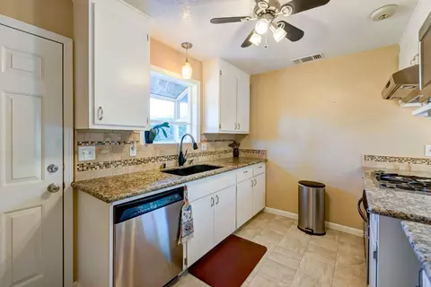2585 Holly St, Anderson, CA 96007 photo 17