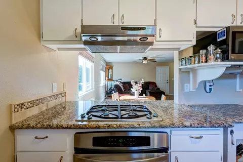 2585 Holly St, Anderson, CA 96007 photo 21