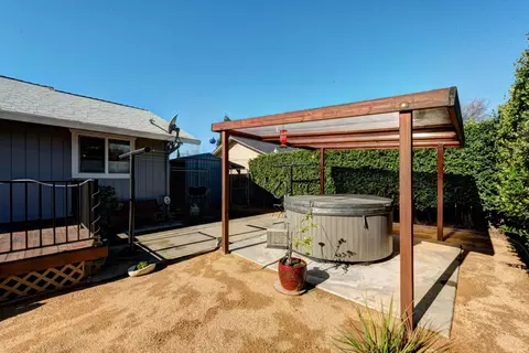 2585 Holly St, Anderson, CA 96007 photo 7
