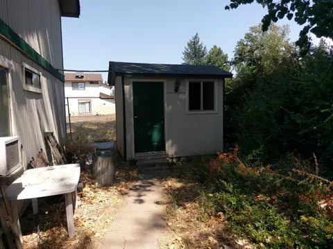 37241 Superior Ave, Burney, CA 96013 photo 4