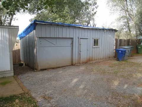 12600 Akrich St, Redding, CA 96003 photo 3