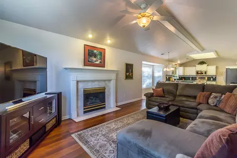 4047 Cloverway Dr, Redding, CA 96002 photo 14