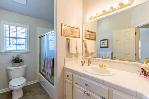4047 Cloverway Dr, Redding, CA 96002 photo 20
