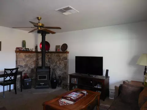 3763 Sunwood Dr, Redding, CA 96002 photo 4
