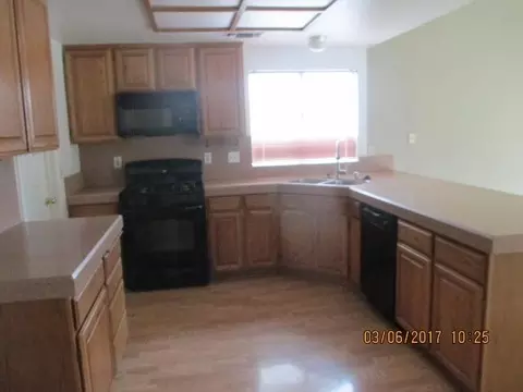 1930 Yahi Ln, Redding, CA 96002 photo 10
