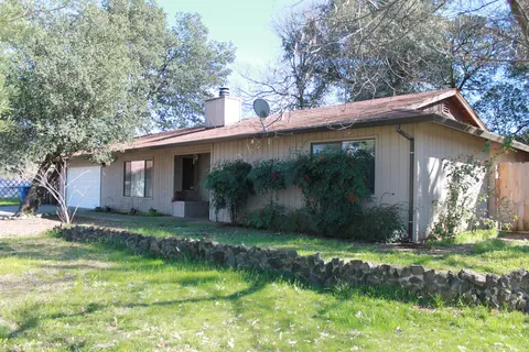 1191 Pinewood Ct, Redding, CA 96002 photo 1