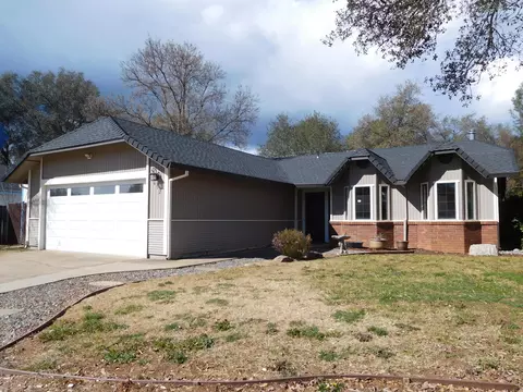 1652 Galaxy Way, Redding, CA 96002 photo 1