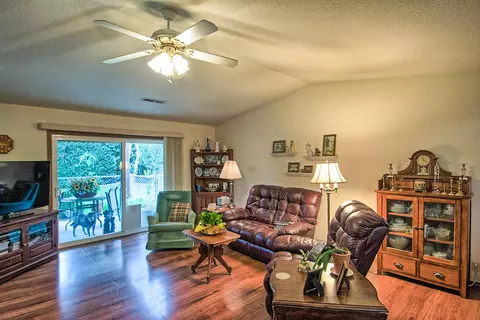 4229 Pasatiempo Ct, Redding, CA 96002 photo 5