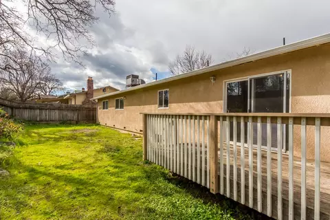 3955 Oro St, Redding, CA 96001 photo 15