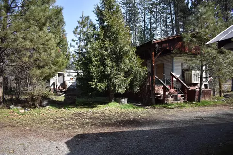 91 Locust St, Hayfork, CA 96041 photo 3