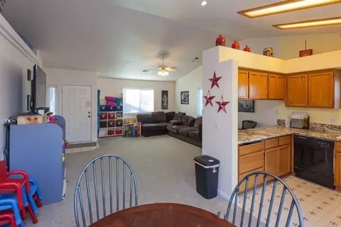 1246 Southpointe Dr, Red Bluff, CA 96080 photo 8