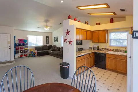 1246 Southpointe Dr, Red Bluff, CA 96080 photo 9