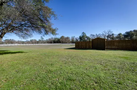 20278 Leon Ln, Redding, CA 96003 photo 27