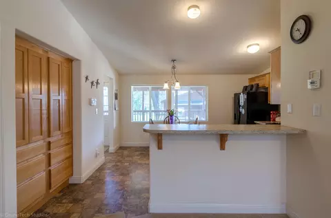 20278 Leon Ln, Redding, CA 96003 photo 8