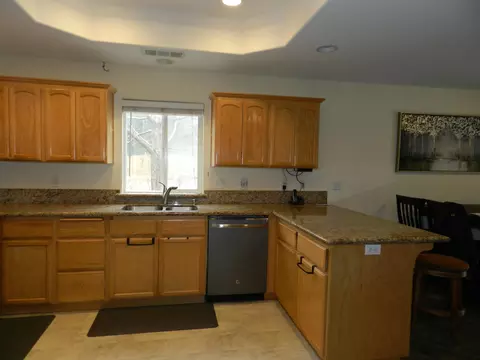 5554 Jan Ct, Redding, CA 96003 photo 9