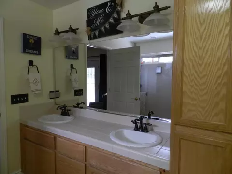 5554 Jan Ct, Redding, CA 96003 photo 13