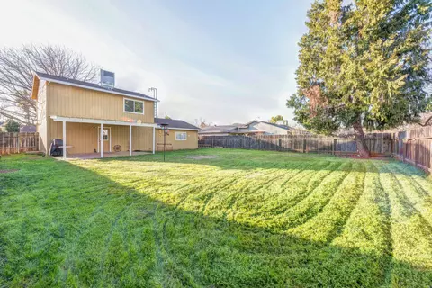 3727 Pluto St, Redding, CA 96002 photo 19