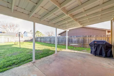 3727 Pluto St, Redding, CA 96002 photo 17