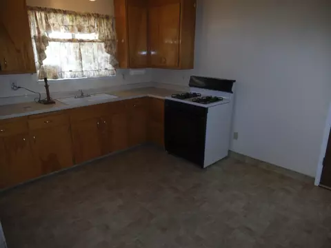 1163 Riviera Dr, Redding, CA 96001 photo 17