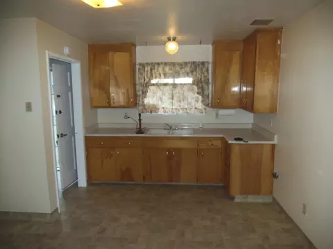 1163 Riviera Dr, Redding, CA 96001 photo 7