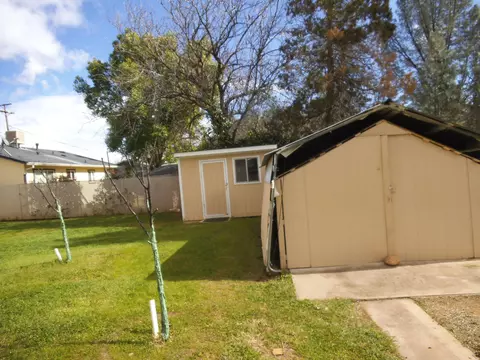 1163 Riviera Dr, Redding, CA 96001 photo 4