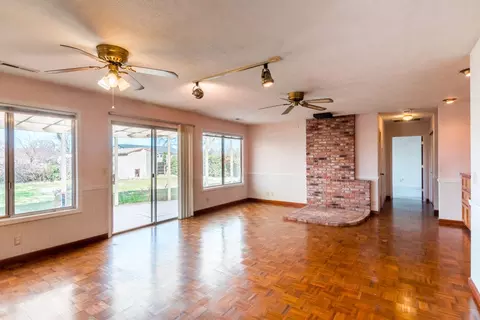 5988 Riverside, Redding, CA 96001 photo 11