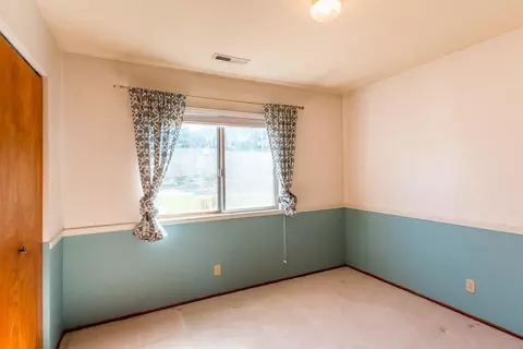 5988 Riverside, Redding, CA 96001 photo 18