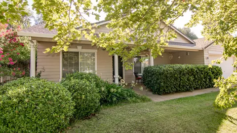 1993 Shelby Rd, Redding, CA 96002 photo 1