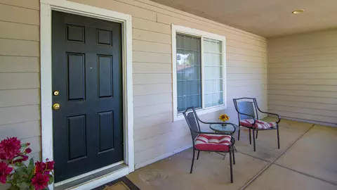 1993 Shelby Rd, Redding, CA 96002 photo 2