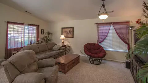 1993 Shelby Rd, Redding, CA 96002 photo 3