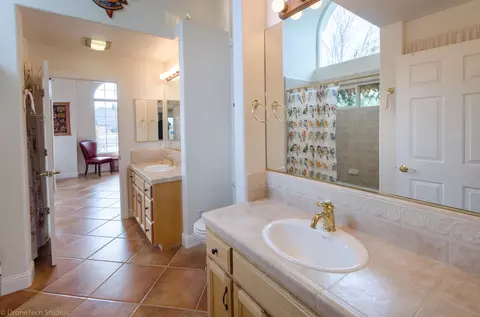 2385 Dream St, Redding, CA 96001 photo 24