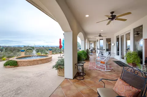 2385 Dream St, Redding, CA 96001 photo 5