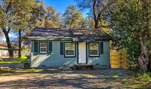 3561 Ricardo Ave, Redding, CA 96002 photo 1