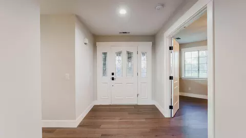 21039 Shadow Hill Ln, Redding, CA 96002 photo 6