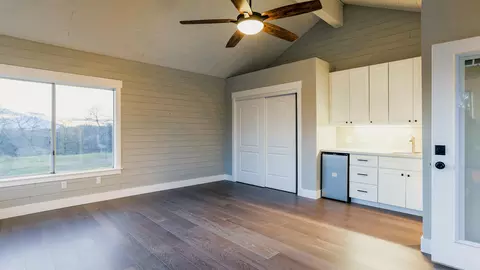 21039 Shadow Hill Ln, Redding, CA 96002 photo 32