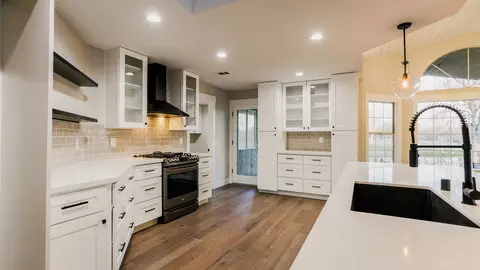 21039 Shadow Hill Ln, Redding, CA 96002 photo 9