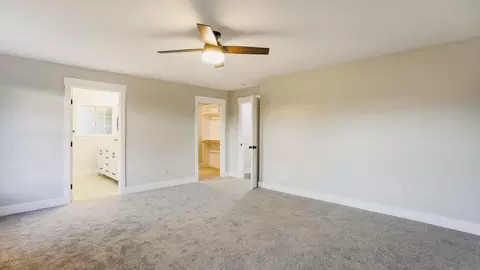 21039 Shadow Hill Ln, Redding, CA 96002 photo 19