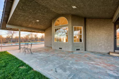 21039 Shadow Hill Ln, Redding, CA 96002 photo 34
