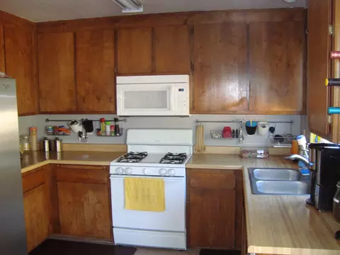2046 Charade Way, Redding, CA 96003 photo 3