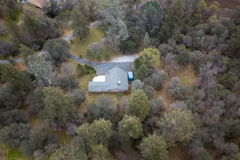 19863 Deerhaven Dr, Redding, CA 96003 photo 11