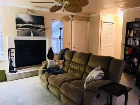 918 Chamise Way, Redding, CA 96002 photo 4