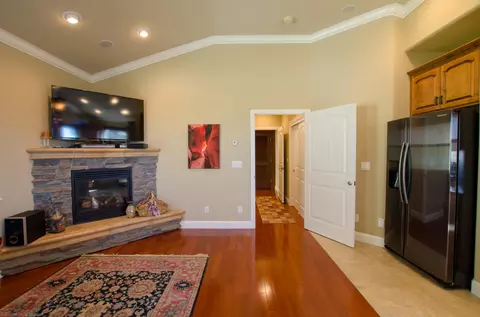 1488 Benton Dr, Redding, CA 96003 photo 15