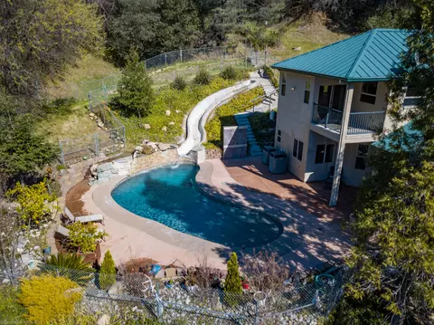 1488 Benton Dr, Redding, CA 96003 photo 32