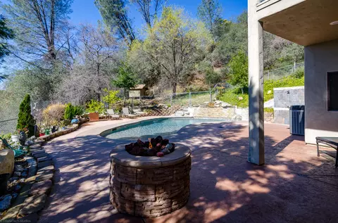 1488 Benton Dr, Redding, CA 96003 photo 44