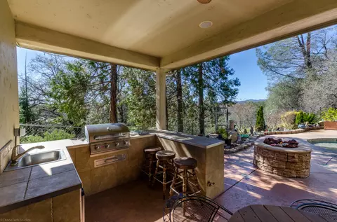 1488 Benton Dr, Redding, CA 96003 photo 46