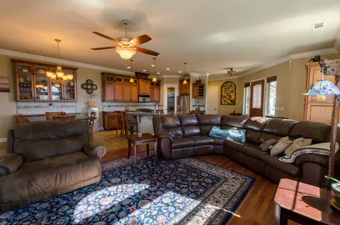 1488 Benton Dr, Redding, CA 96003 photo 62