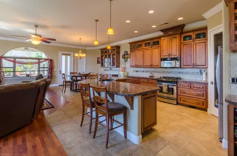 1488 Benton Dr, Redding, CA 96003 photo 67