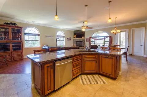 1488 Benton Dr, Redding, CA 96003 photo 64